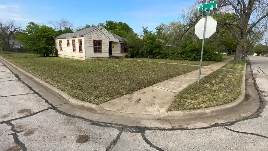 Commercial property with restored curb appeal after service